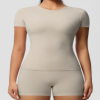 Breathable short sleeves